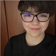 Soy una persona comprometida y con una gran capacidad de aprendizage, me apasionan los niños pequeños